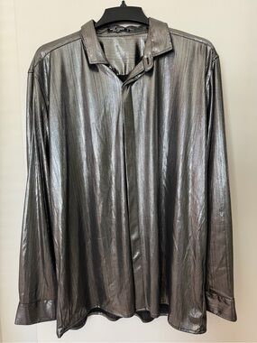 Men's Metallic Silver Long-Sleeve Dress Shirt